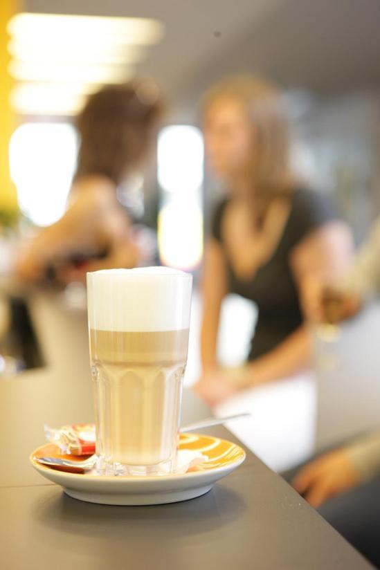 ユーゲンデルベルゲ デュッセルドルフホステル エクステリア 写真